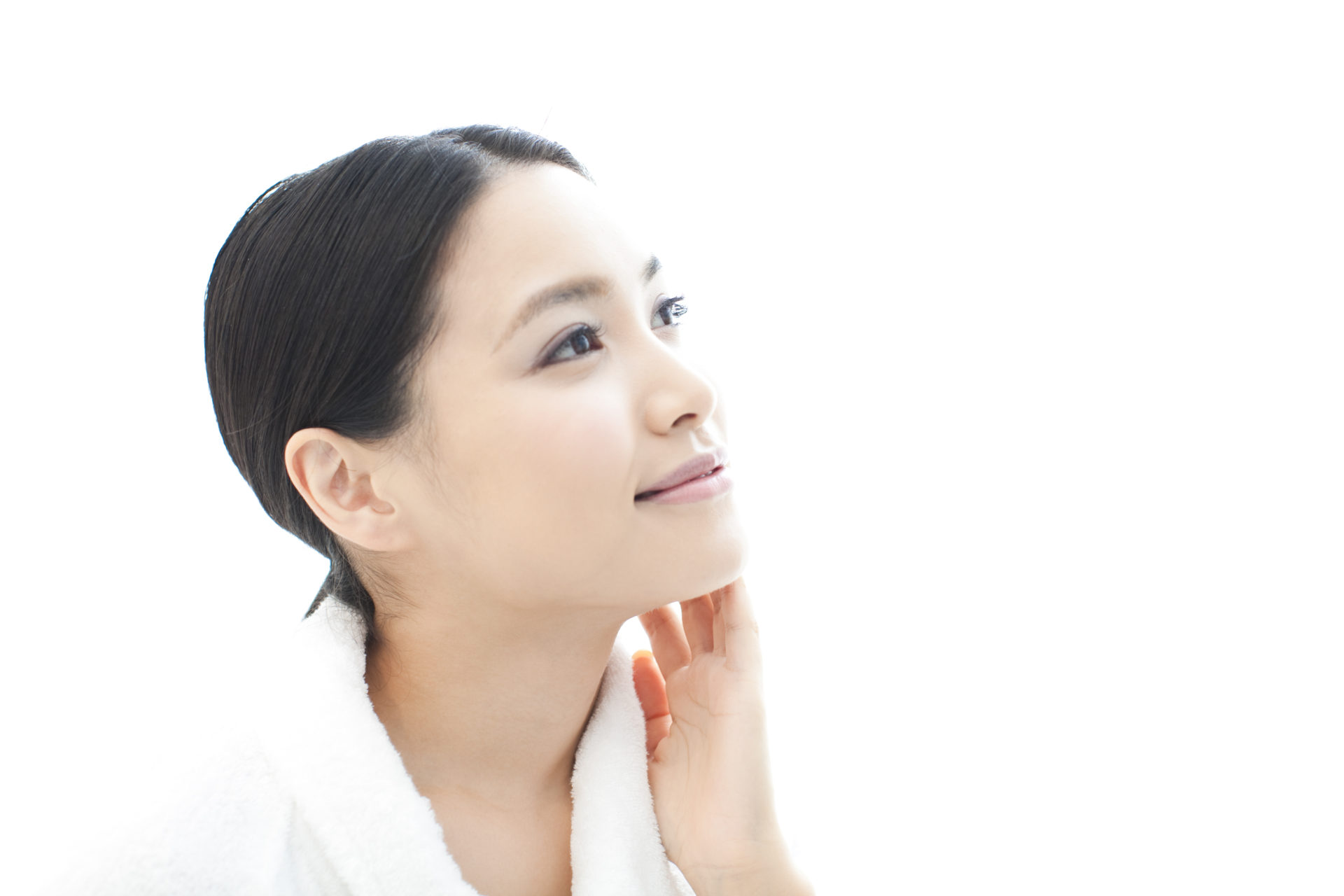 美白ケアがしたい30代の化粧水の選び方!プチプラでもOK?